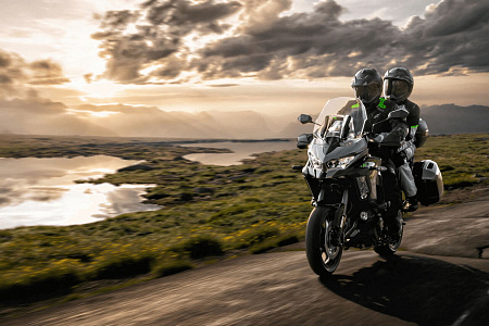 Мотоцикл Kawasaki Versys 1100 SE
